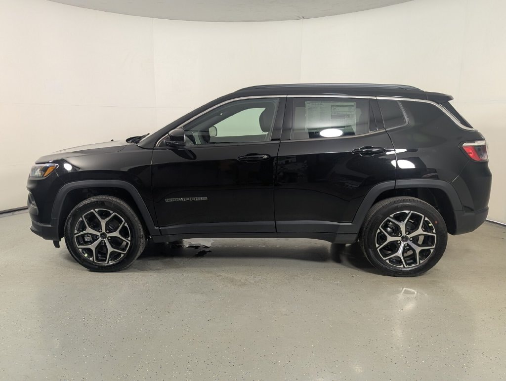 New 2026 Jeep Compass LIMITED 4X4 Sport Utility