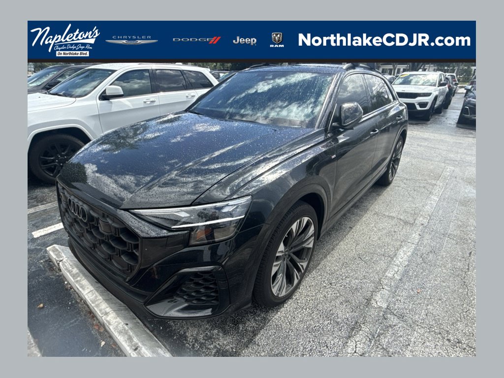  Audi Q8