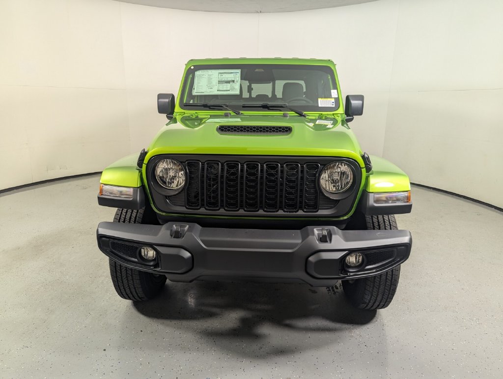 New 2026 Jeep Gladiator SPORT S 4X4 Pickup