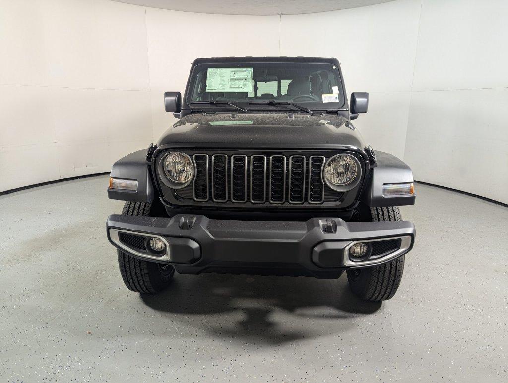 New 2026 Jeep Gladiator SPORT 4X4 Pickup