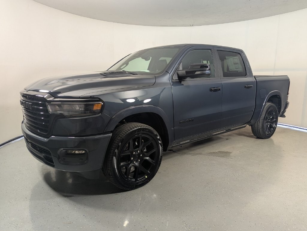 New 2026 Ram 1500 LARAMIE CREW CAB 4X4 5'7 BOX Pickup