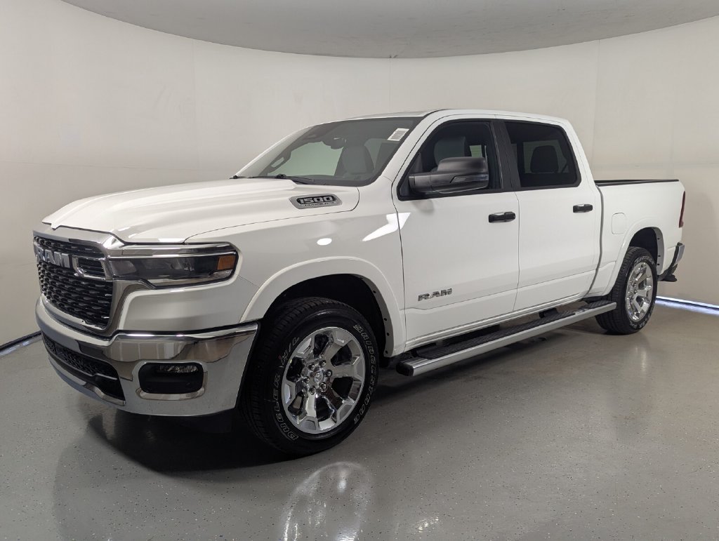 New 2026 Ram 1500 BIG HORN CREW CAB 4X4 5'7 BOX Pickup