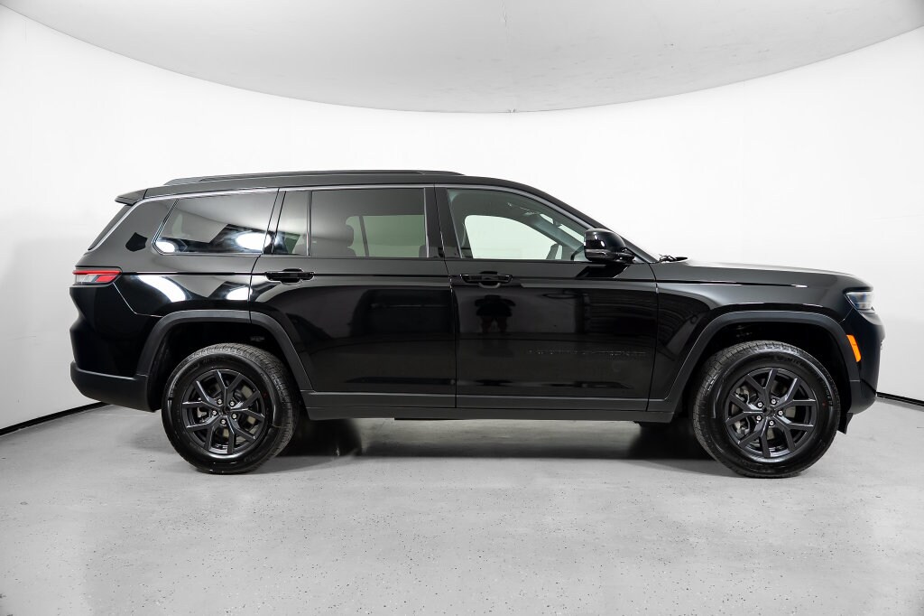 New 2027 Jeep Grand Cherokee L Laredo Altitude Sport Utility