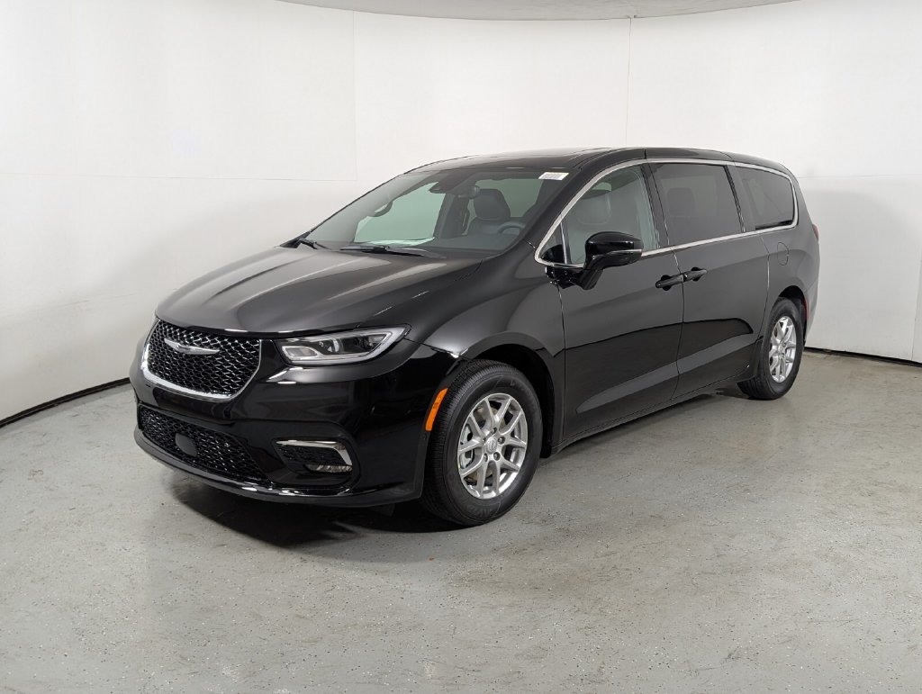New 2026 Chrysler Pacifica SELECT Passenger Van