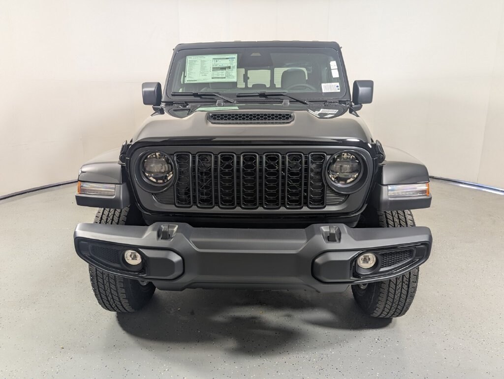 New 2026 Jeep Gladiator SPORT S 4X4 Pickup