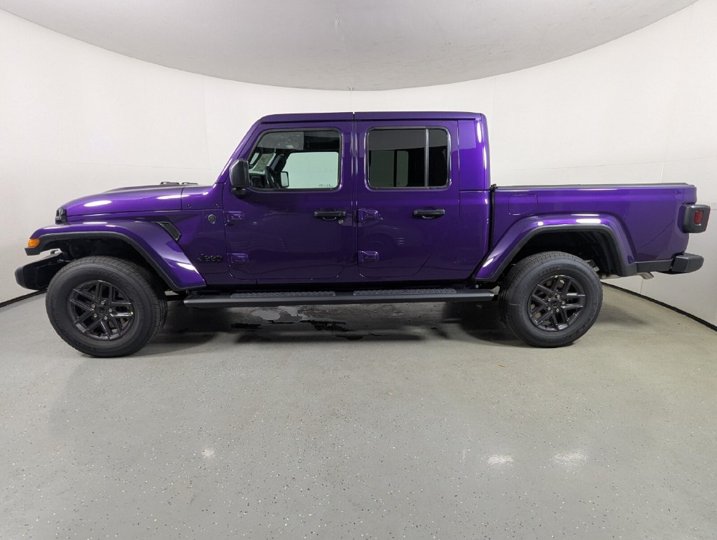 New 2026 Jeep Gladiator SPORT S 4X4 Pickup