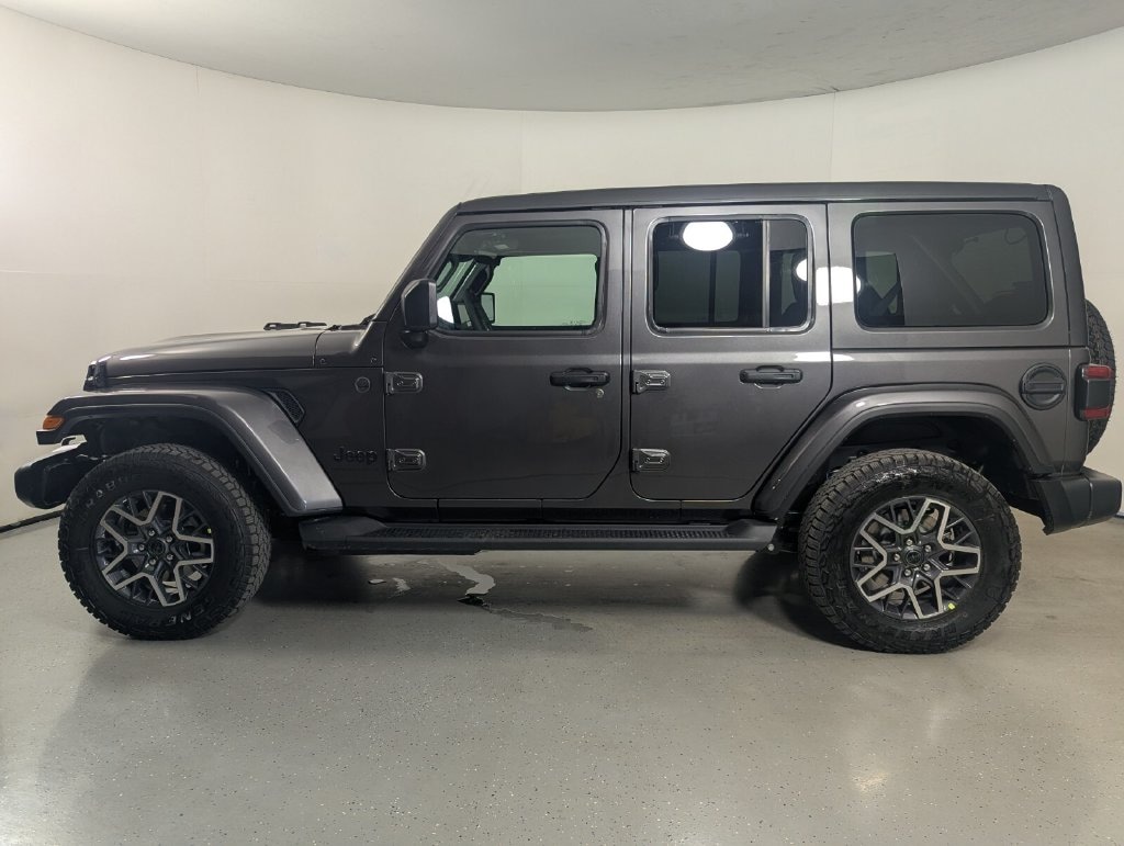 New 2026 Jeep Wrangler 4-DOOR SAHARA Sport Utility