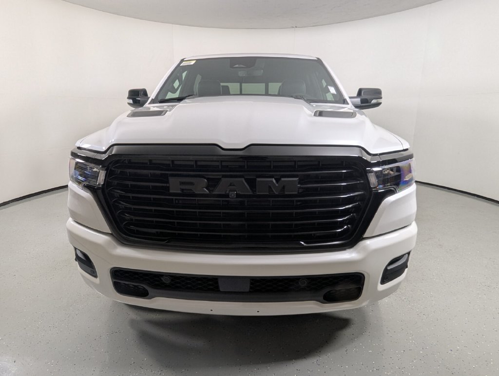 New 2026 Ram 1500 LARAMIE CREW CAB 4X4 5'7 BOX Pickup