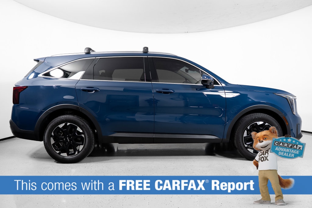 Used 2025 Kia Sorento S SUV