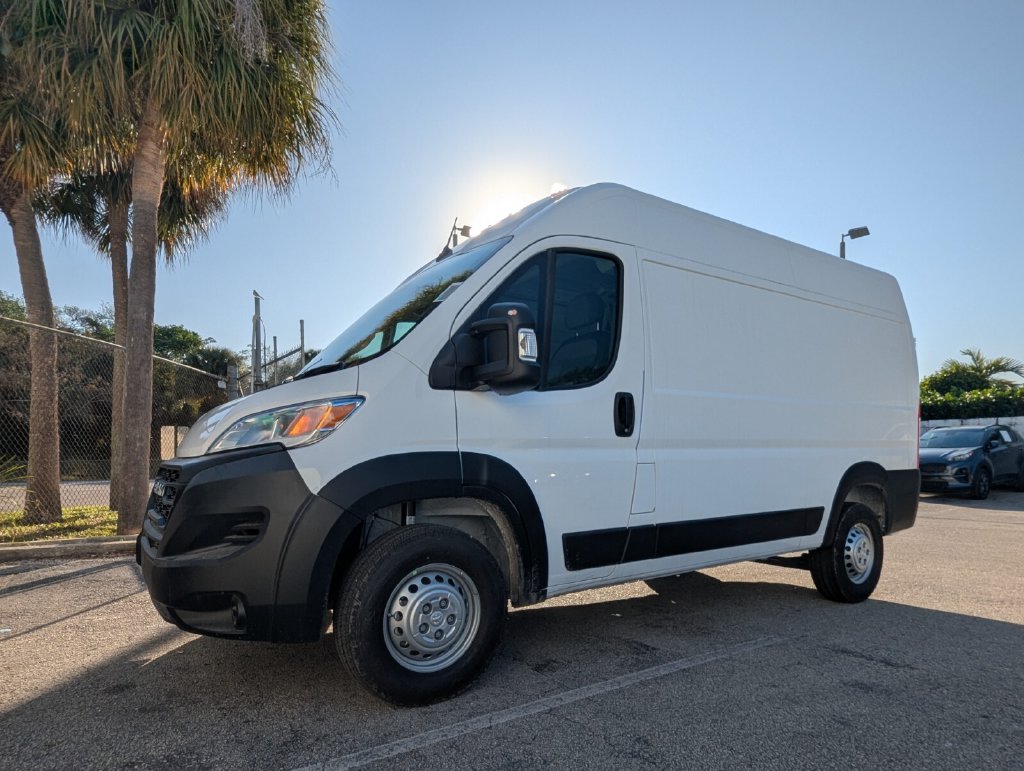 New 2026 Ram ProMaster PROMASTER 3500 TRADESMAN CARGO VAN HIGH ROOF 136' Cargo Van