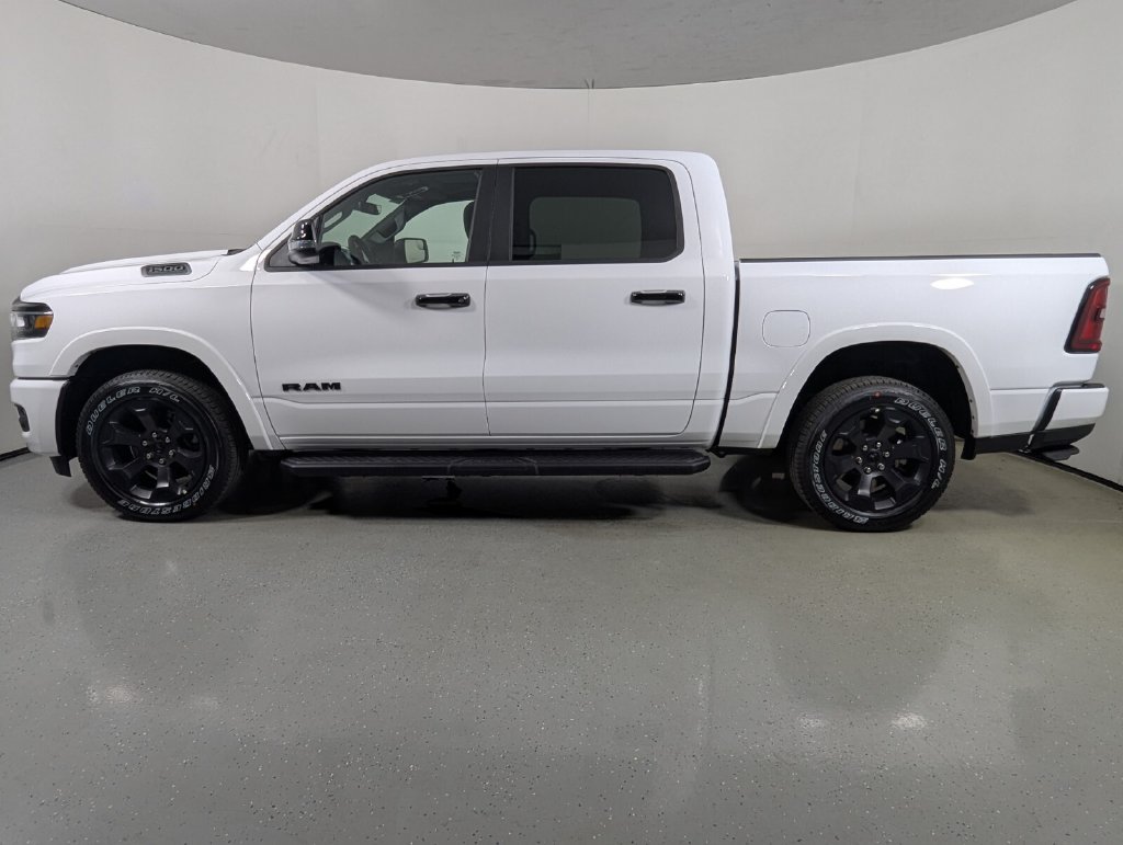 New 2026 Ram 1500 BIG HORN CREW CAB 4X2 5'7 BOX Pickup