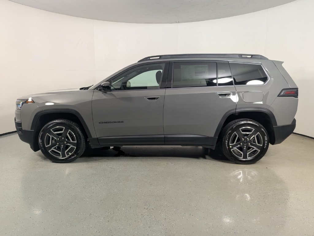 New 2026 Jeep Cherokee LAREDO 4X4 Sport Utility
