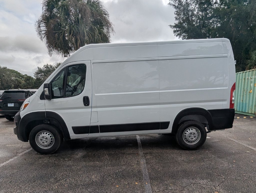 New 2026 Ram ProMaster PROMASTER 3500 TRADESMAN CARGO VAN HIGH ROOF 136' Cargo Van
