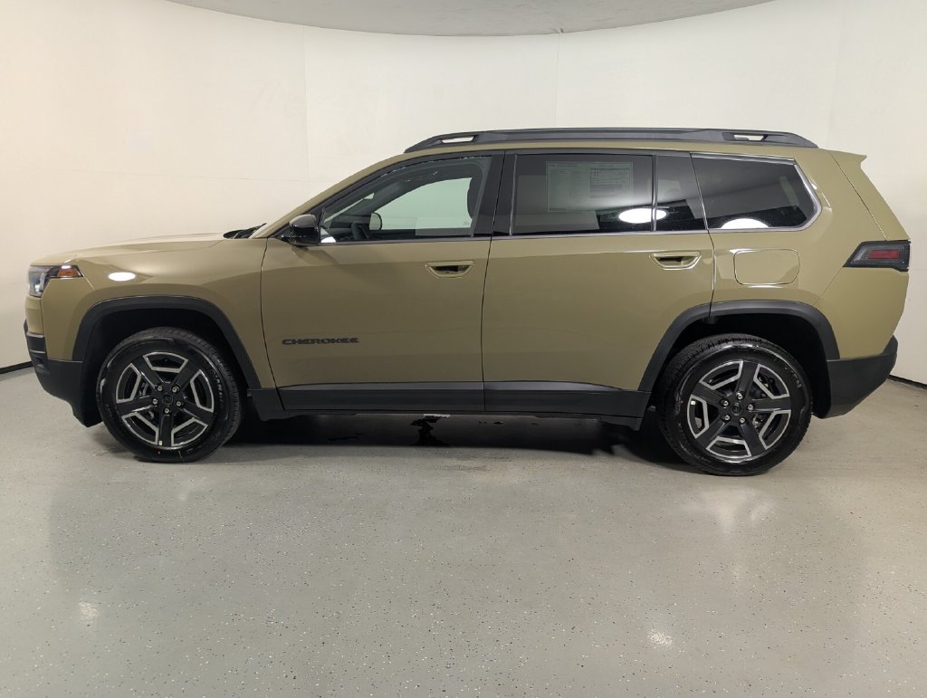 New 2026 Jeep Cherokee LAREDO 4X4 Sport Utility