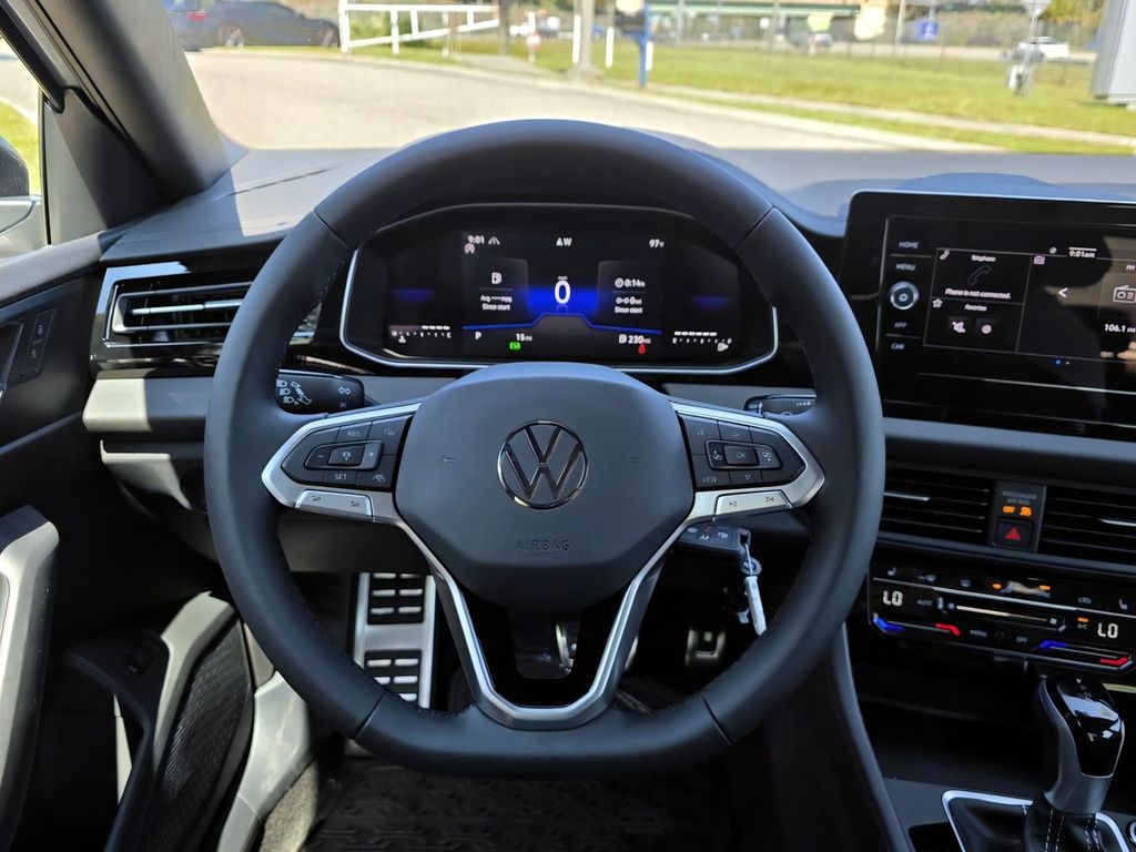 2025 Volkswagen Jetta Sport - Photo 11