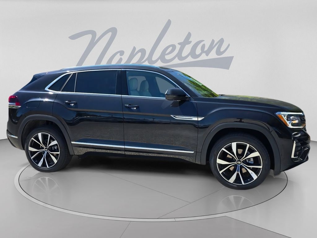 New 2026 Volkswagen Atlas Cross Sport SEL Premium R-Line SUV