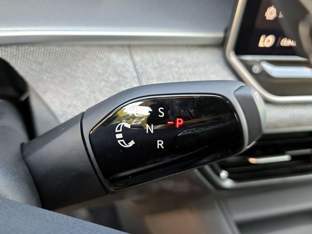 2025 Volkswagen Tiguan S - Photo 14
