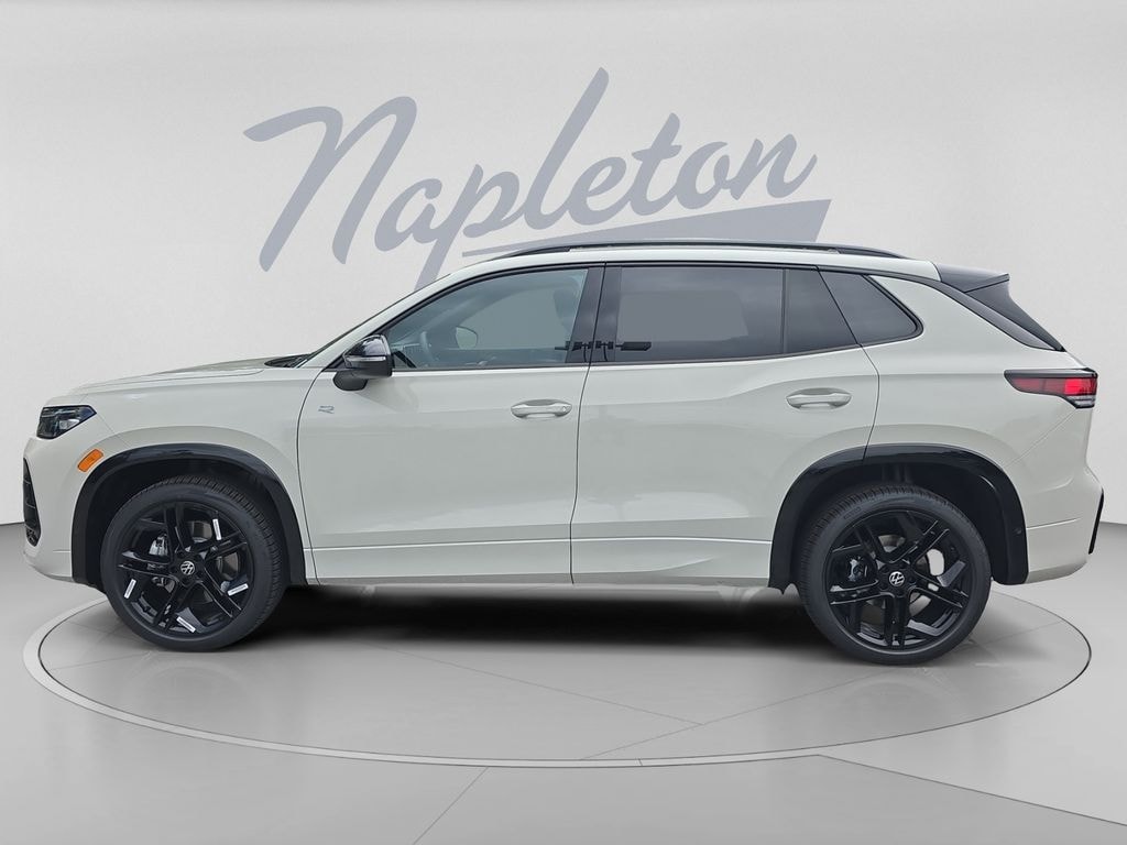 New 2026 Volkswagen Tiguan SE R-Line Black SUV