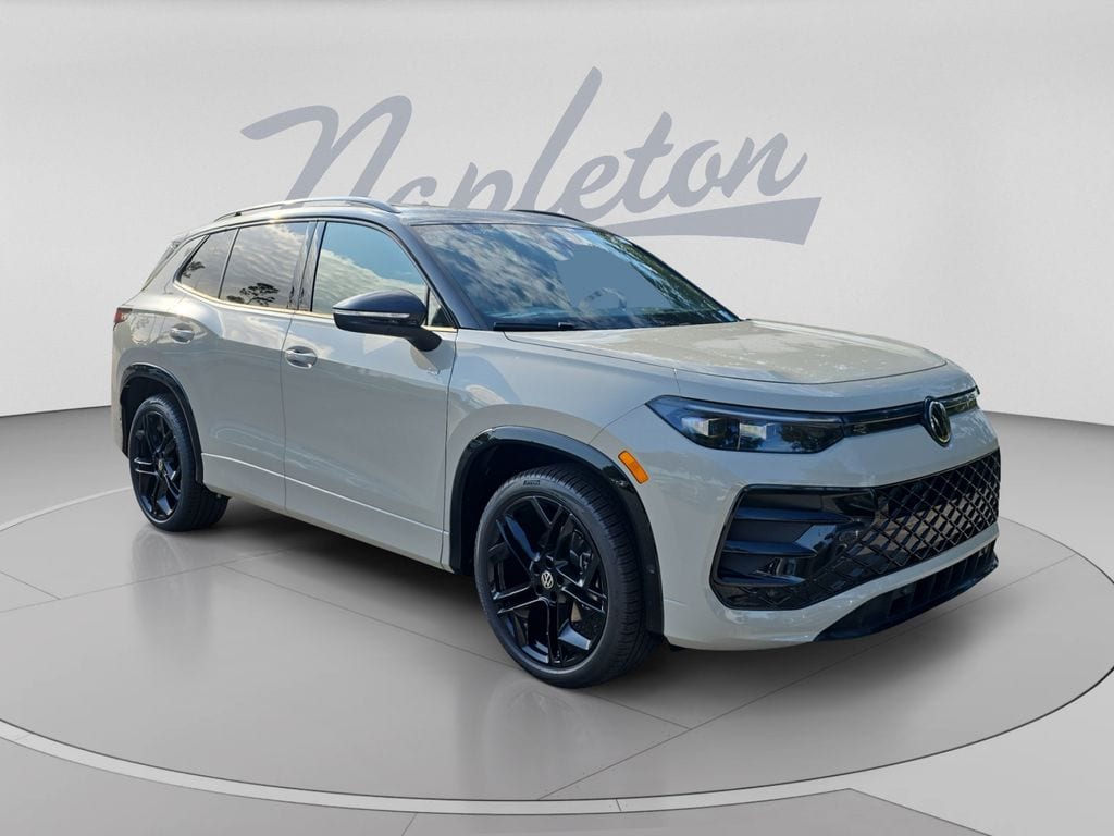New 2026 Volkswagen Tiguan SE R-Line Black SUV