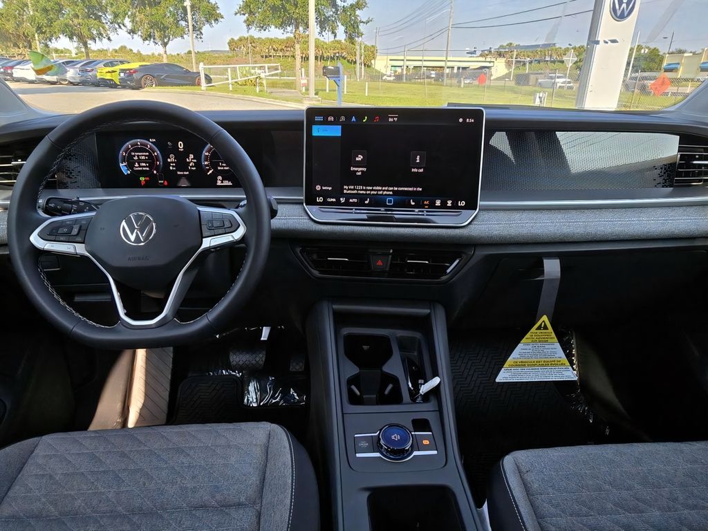 2025 Volkswagen Tiguan S - Photo 11