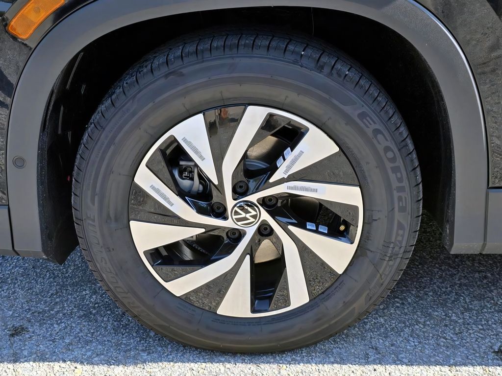 2025 Volkswagen Tiguan S - Photo 10