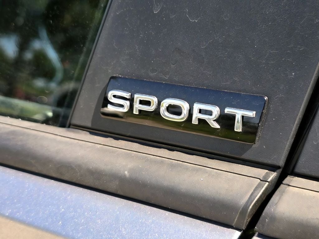 2025 Volkswagen Jetta Sport - Photo 7
