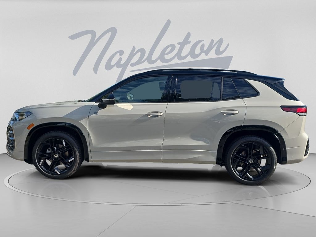New 2026 Volkswagen Tiguan SE R-Line Black SUV
