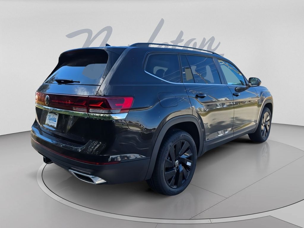 New 2026 Volkswagen Atlas SE w/Technology SUV