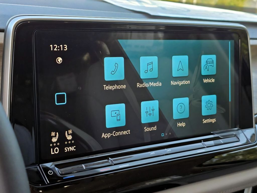 2026 Volkswagen Atlas SE w/Tech - Photo 14