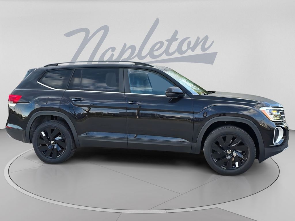 New 2026 Volkswagen Atlas SE w/Technology SUV
