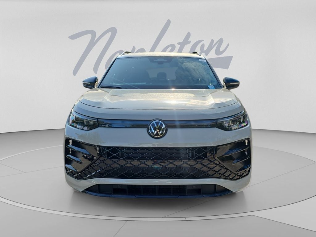 New 2026 Volkswagen Tiguan SE R-Line Black SUV