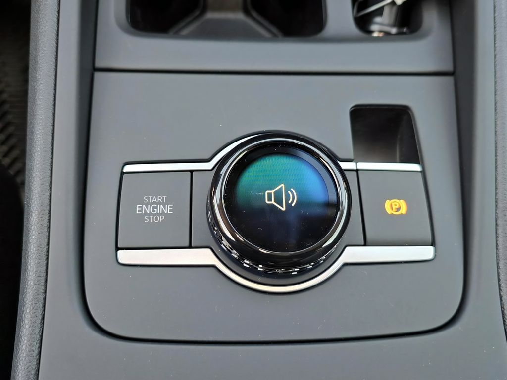 2025 Volkswagen Tiguan S - Photo 17