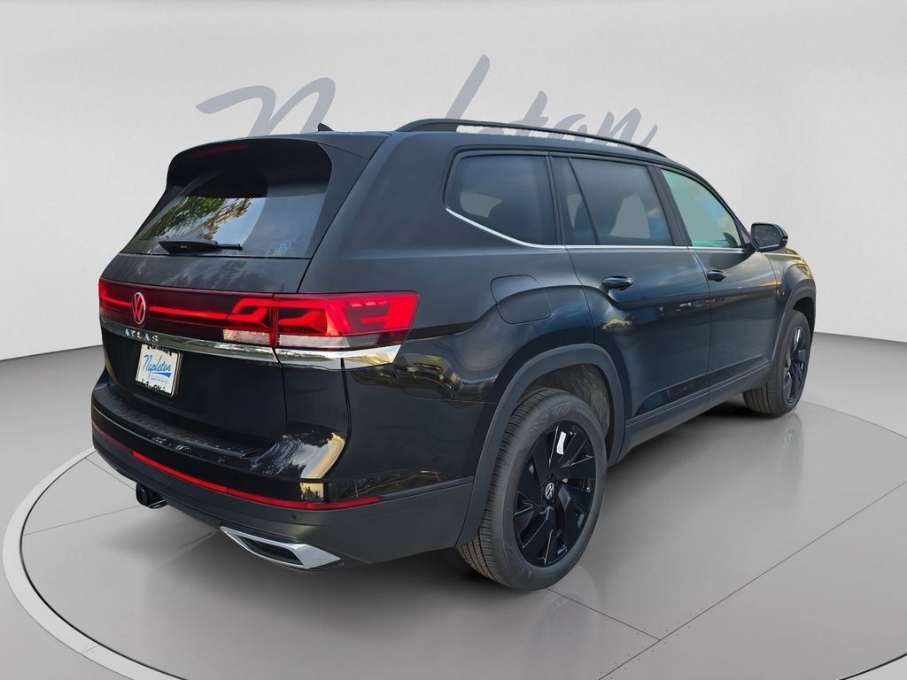 New 2026 Volkswagen Atlas SE w/Technology SUV