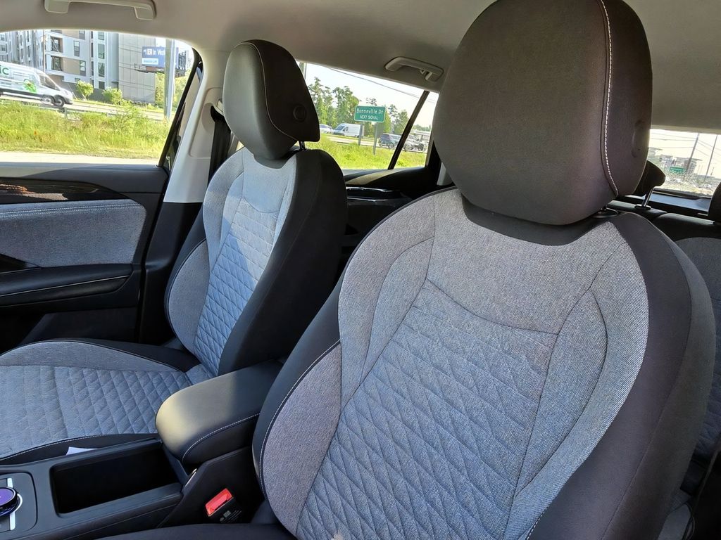 2025 Volkswagen Tiguan S - Photo 21