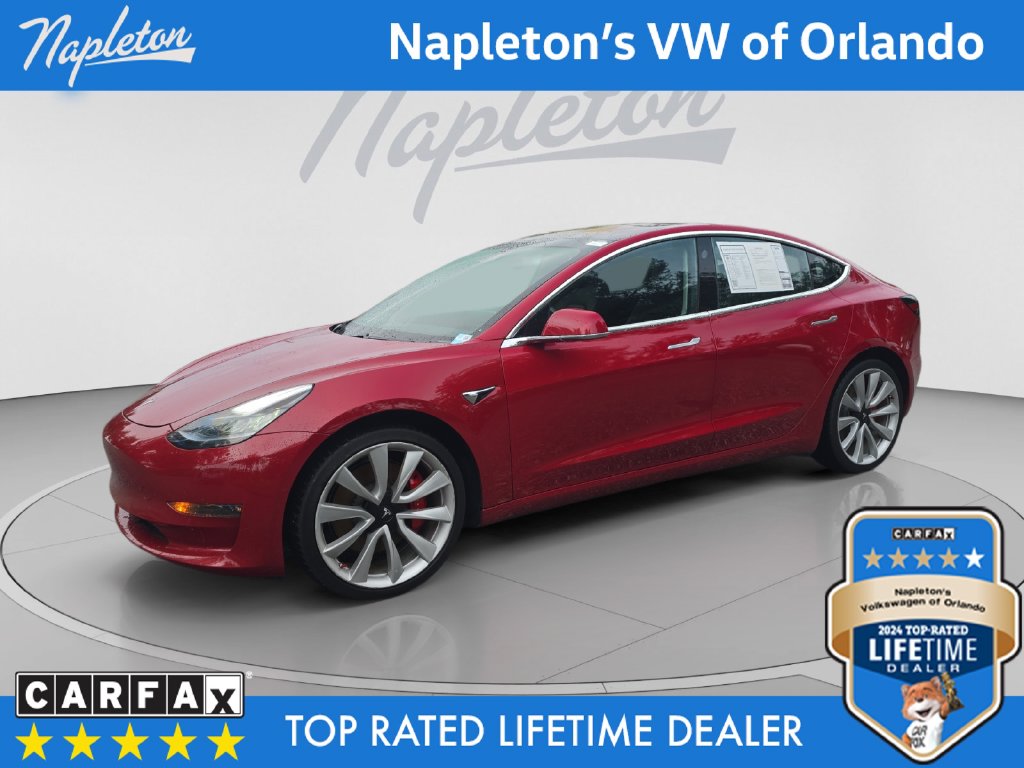  Tesla Model 3