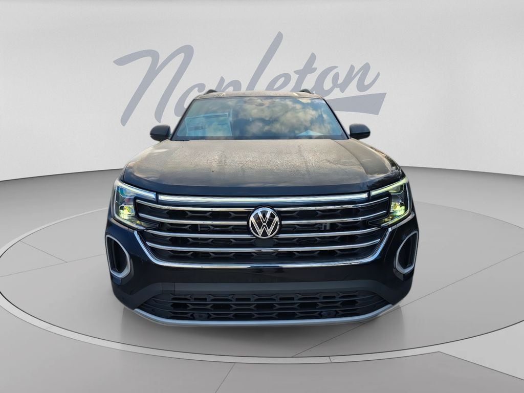 New 2026 Volkswagen Atlas SE w/Technology SUV