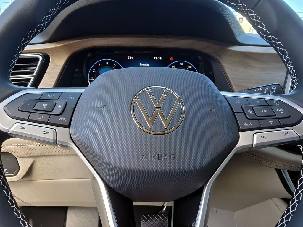 2026 Volkswagen Atlas SE w/Tech - Photo 11