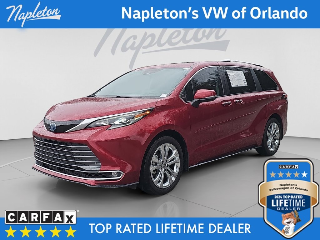 2024 Toyota Sienna Platinum