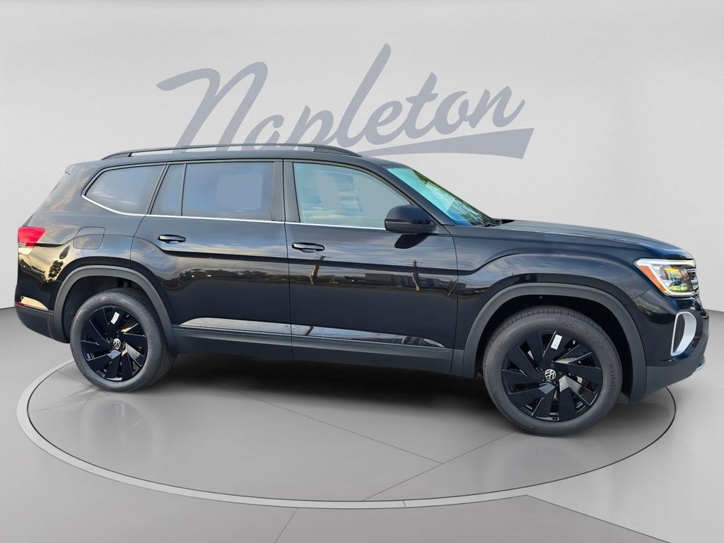 New 2026 Volkswagen Atlas SE w/Technology SUV