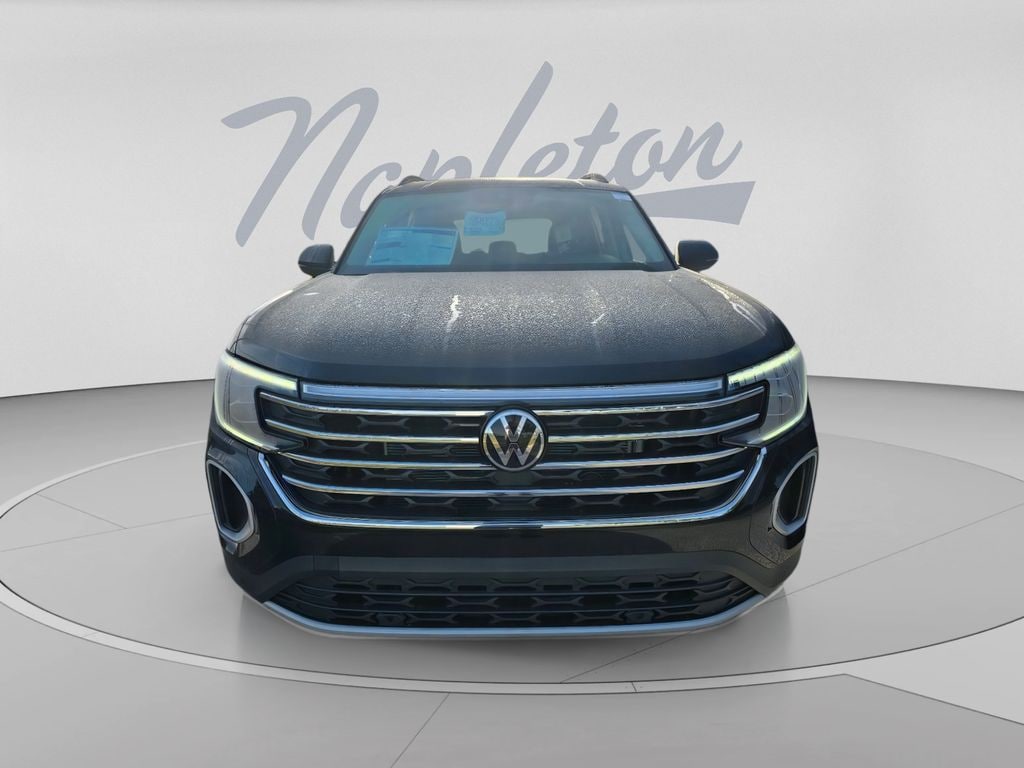 New 2026 Volkswagen Atlas SE w/Technology SUV