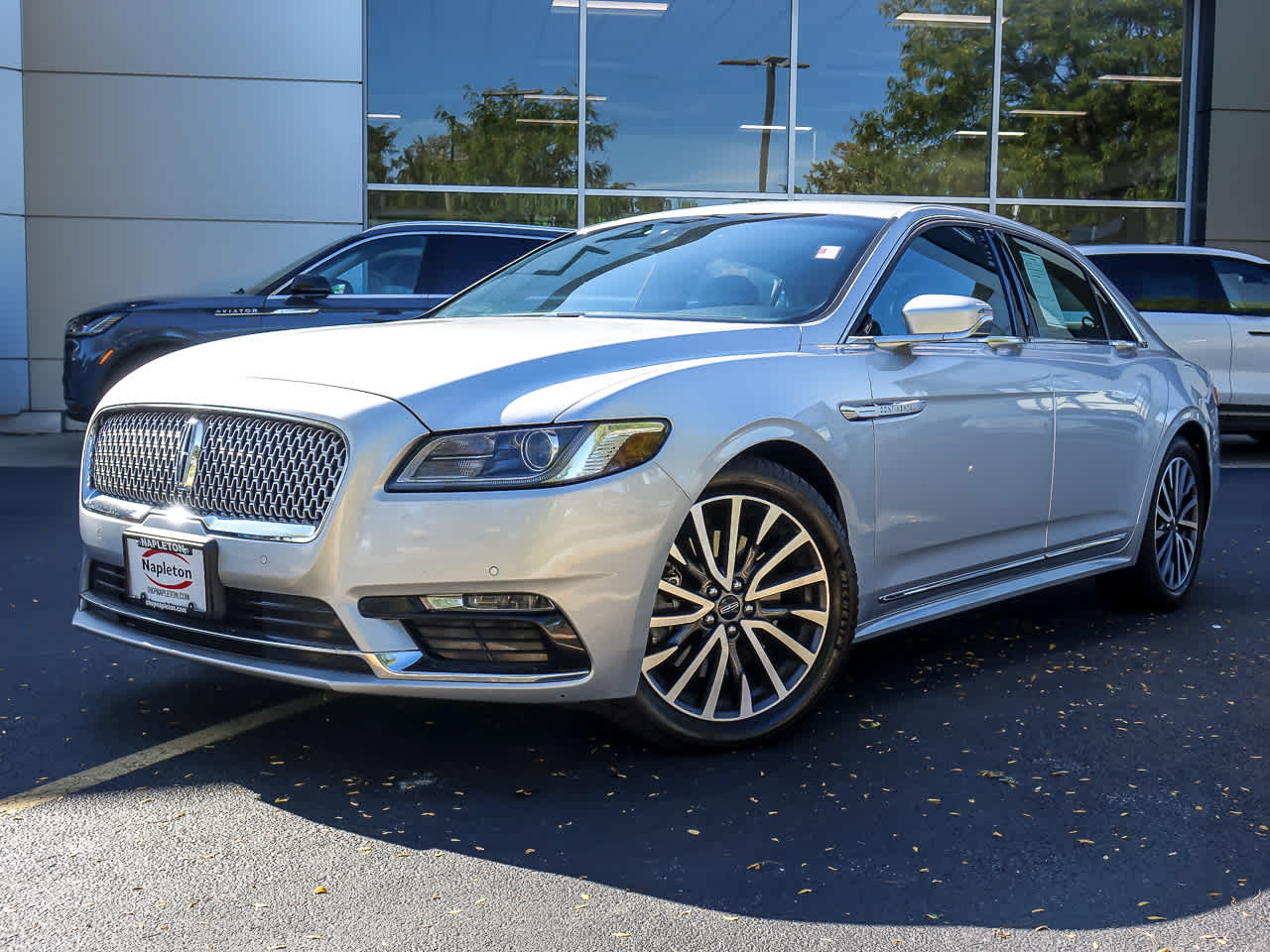 2019 Lincoln Continental Select