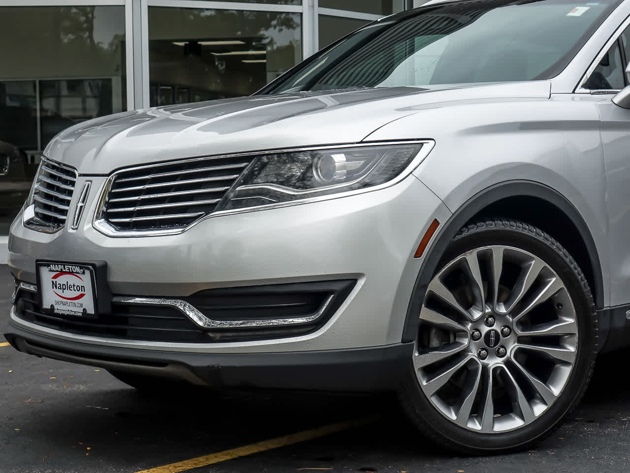 Used 2016 Lincoln MKX Reserve with VIN 2LMTJ8LR1GBL55271 for sale in Glenview, IL