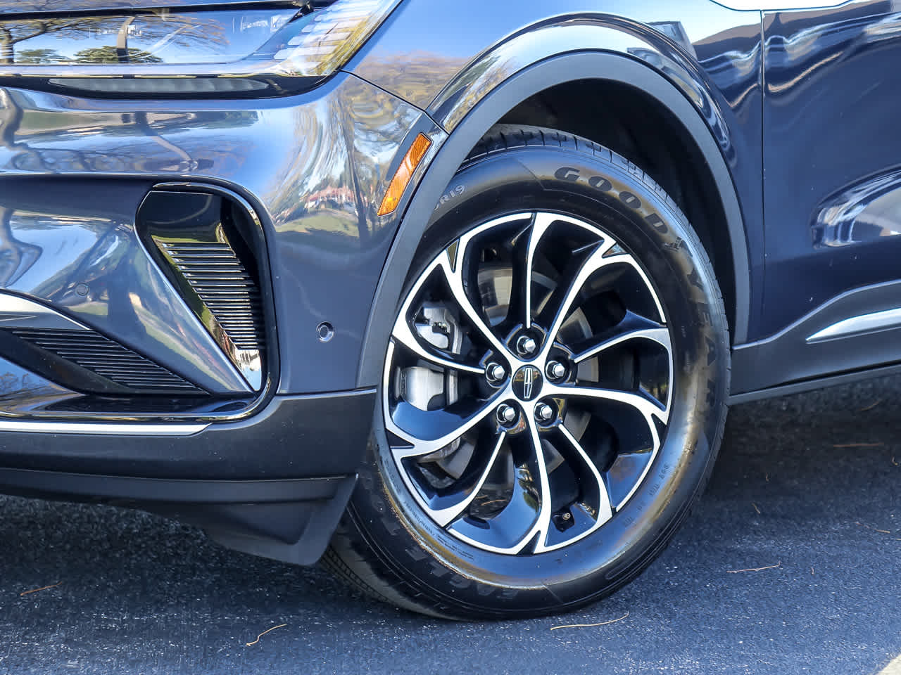 Certified 2024 Lincoln Nautilus Premiere AWD