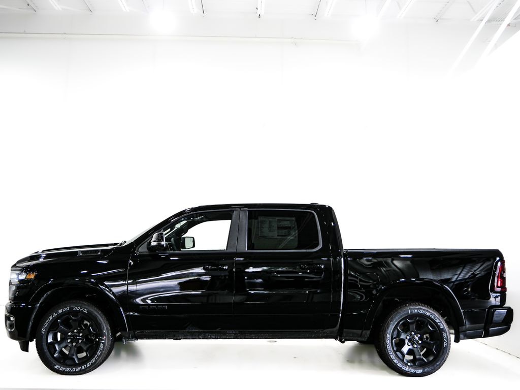 New 2026 Ram 1500 BIG HORN CREW CAB 4X4 5'7 BOX Pickup