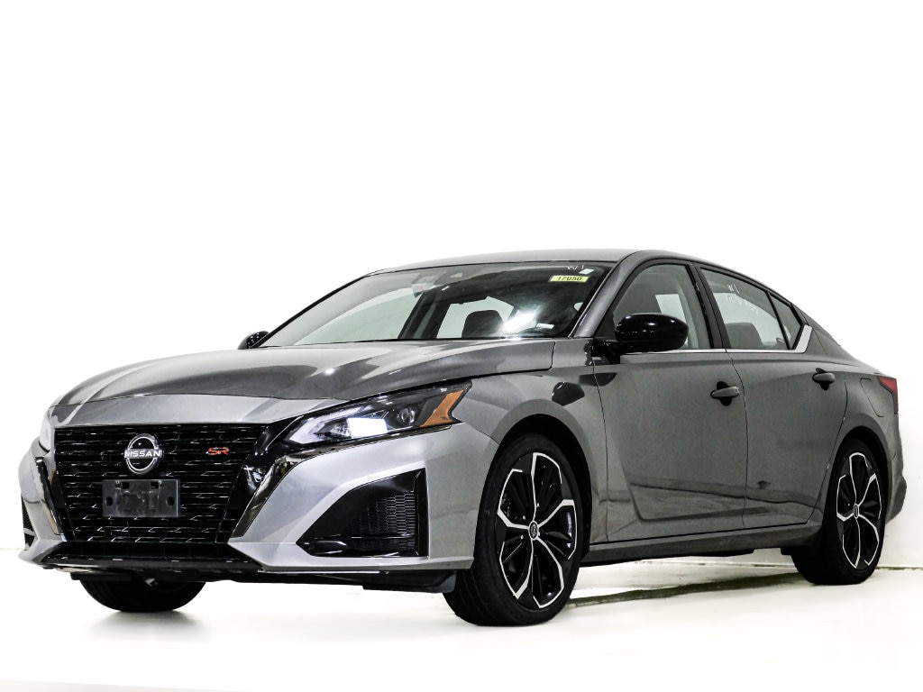 Used 2024 Nissan Altima 2.5 SR Sedan