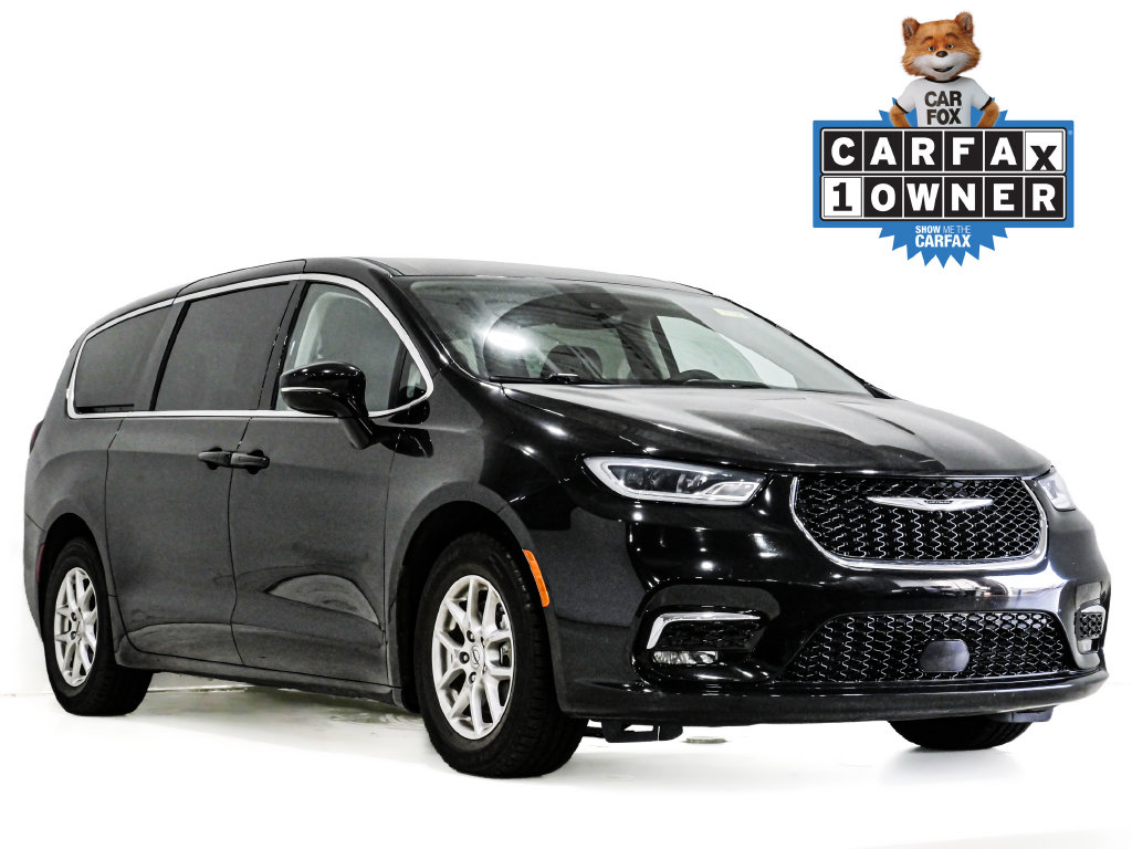 Used 2024 Chrysler Pacifica Touring L Minivan/Van