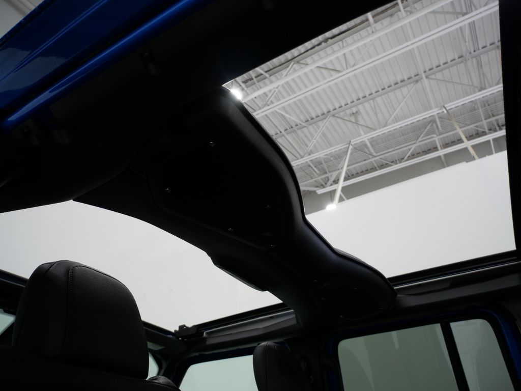New 2026 Jeep Wrangler 4-DOOR SAHARA Sport Utility