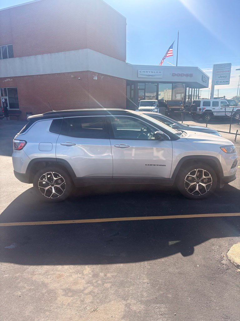 Used 2025 Jeep Compass Limited SUV