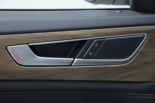 2026 Volkswagen Atlas SE w/Tech - Photo 29