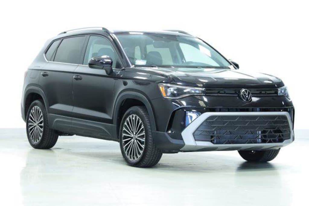 New 2026 Volkswagen Taos 1.5T SE SUV